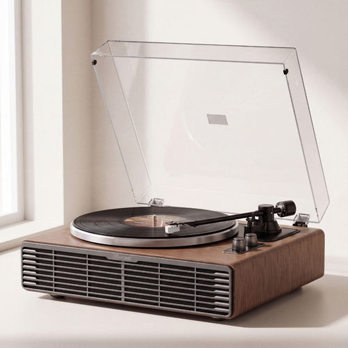 Platine vinyle Volute Noyer, capot acrylique relevé, disque posé sur le plateau en aluminium